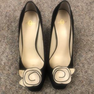 JOEY brand Black heels. SIZE 8.5m